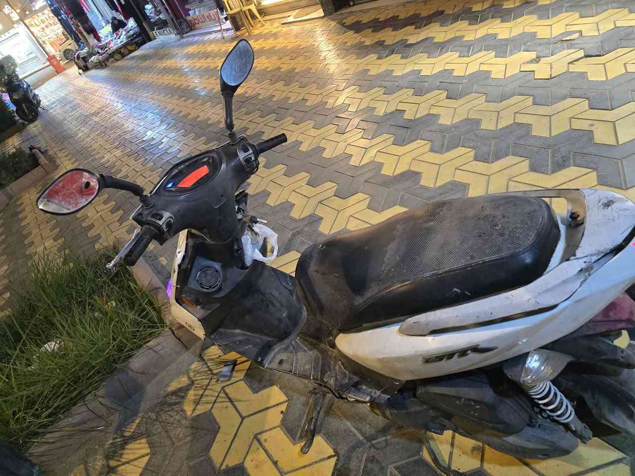 600 قفل
مكان اعظميه 
***********
