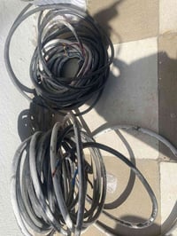 للبيع طول الواحد 17 متر 07819997484