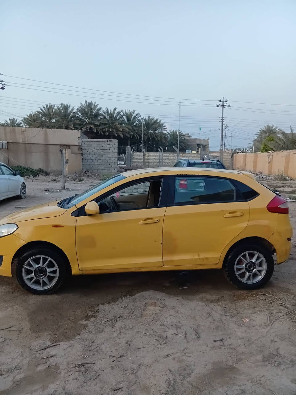 سلام عليكم شيري فلاوين مكينه وكير بكتشو جدد رقم بغداد موديل 11 راعيه موجود بكربلاء سعر 25 وبيه مجال *********** مكاني كربلاء غير متواجد على فيس  فقط اتصال
