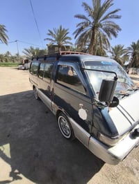 بيستا • ١٩٩٥ • شارع ثمانيه