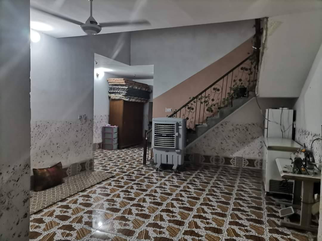 السلام عليكم
بيت للبيع الارض زراعي مساحه دونم غرف نوم عدد2 ربعه 8ب5 هول 6ب4 مطبخ حار وبارد ومخزن داخل ومخزن خارج صحيات داخل وصحيات خارج موزع وصطي 7ب4 صطح شتايكر خطين مي خط مولد بير ماء شغال بيت مرتب سقوف جدار سيراميك
المكان العلم  حي الصمد قاطع الزيدان 
للمزيد من الاستفسار الاتصال على الرقم ***********
أو مراجعة مكتبنا العنوان فلكة الشهيد عبدالله الجبارة مقابل مجمع مهرة العلم
