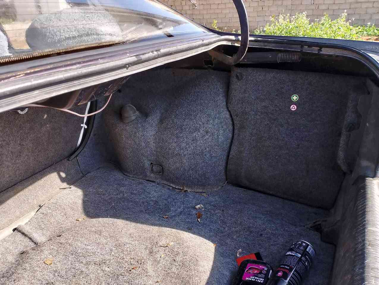 السلام وعليكم اوبل فكتره محرك 16 موديل 91 سنويه 28 بطاقة بنزين الصدر فوك النص عمر السياره جاهزه من كلشي رقم الهاتف ***********
