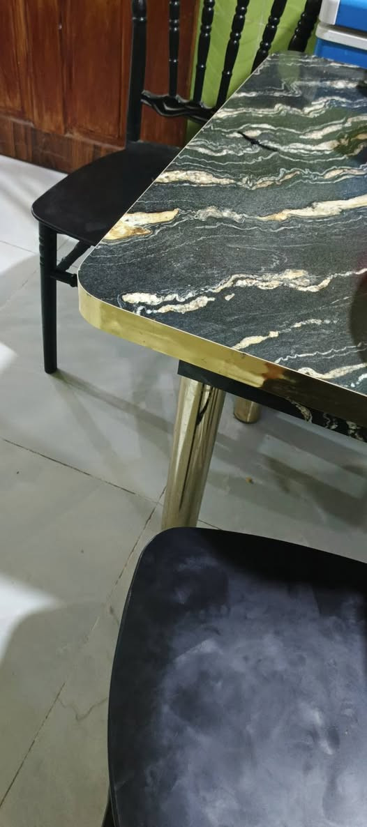 ميز طعام كراسي 3 ب100بي مجال لشراي  فرن شغال علشرط  50بي مجال لشراي


**إذا كنت صاحب هذا الإعلان وتريد حذفه لأي سبب، رجاءا أرسل رسالة إلى الدعم الفني**