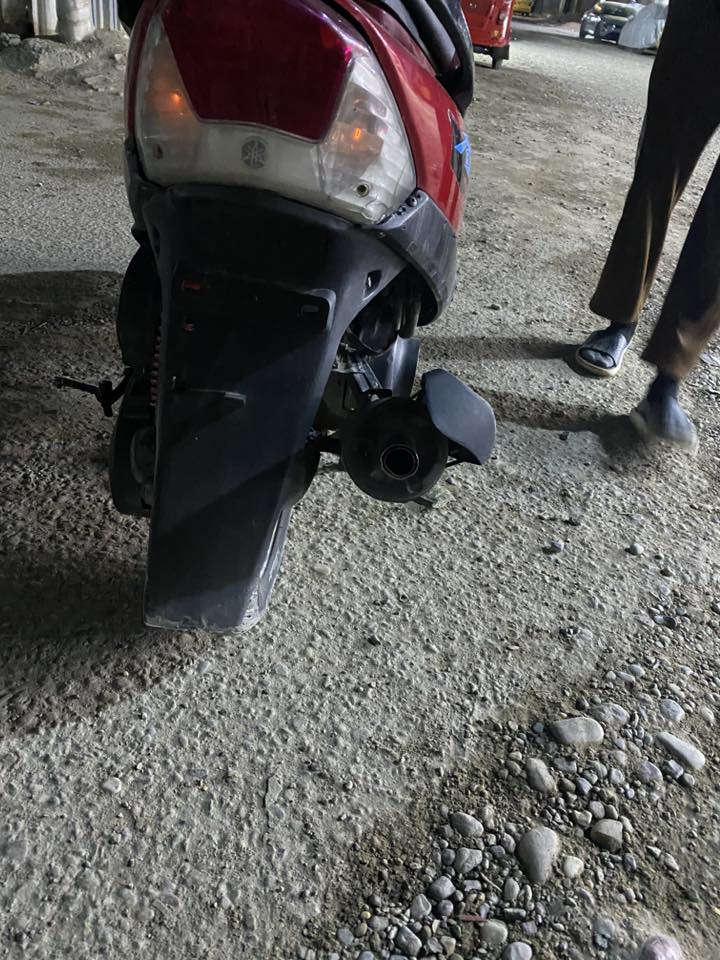 سلام عليكم 
دراجه ماكس عدله 
دراجه خير من الله 
صالنصه FM
و بيها سستم 
دراجه هندر واحد فقط 
يحتاج بس بارد مال سلف و يشتغل 

دراجه شلعه و معدل 
كهربائيات كلها شغاله 

سعر 550
وبيها مجال 
العنوان بغداد الشعب نهايه الفورتات 
رقمي***********
متواجد واتساب و فيس بوك
