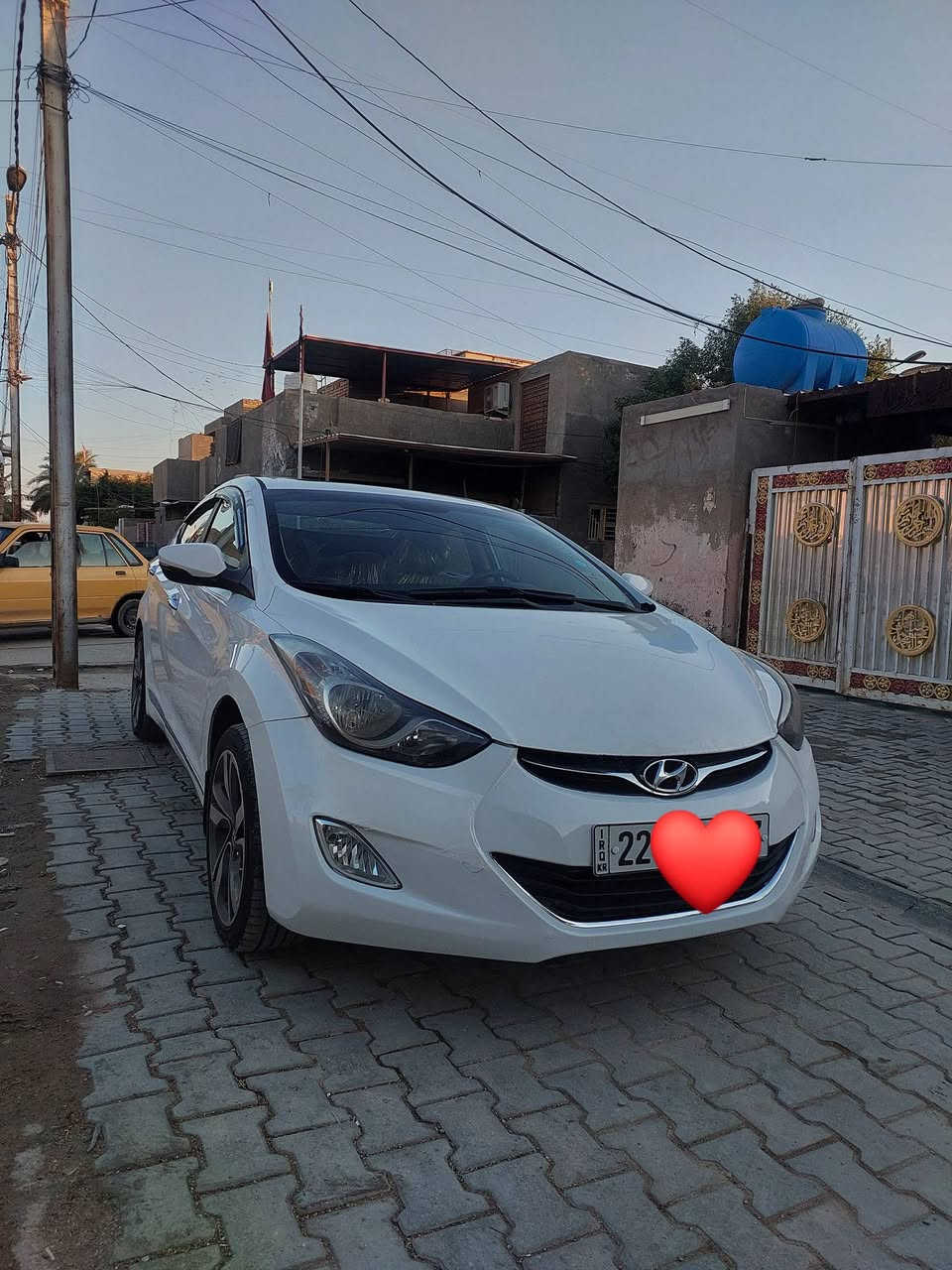 السلام عليكم الانتره خليجي 2012مكينه1600دكشن عالي فول مواصفات اشاير بالمري فتحه بالسقف تبريد تدفئة السعر 115وبيها مجال رقم *********** مكلف بالنشر خاص مغلق
