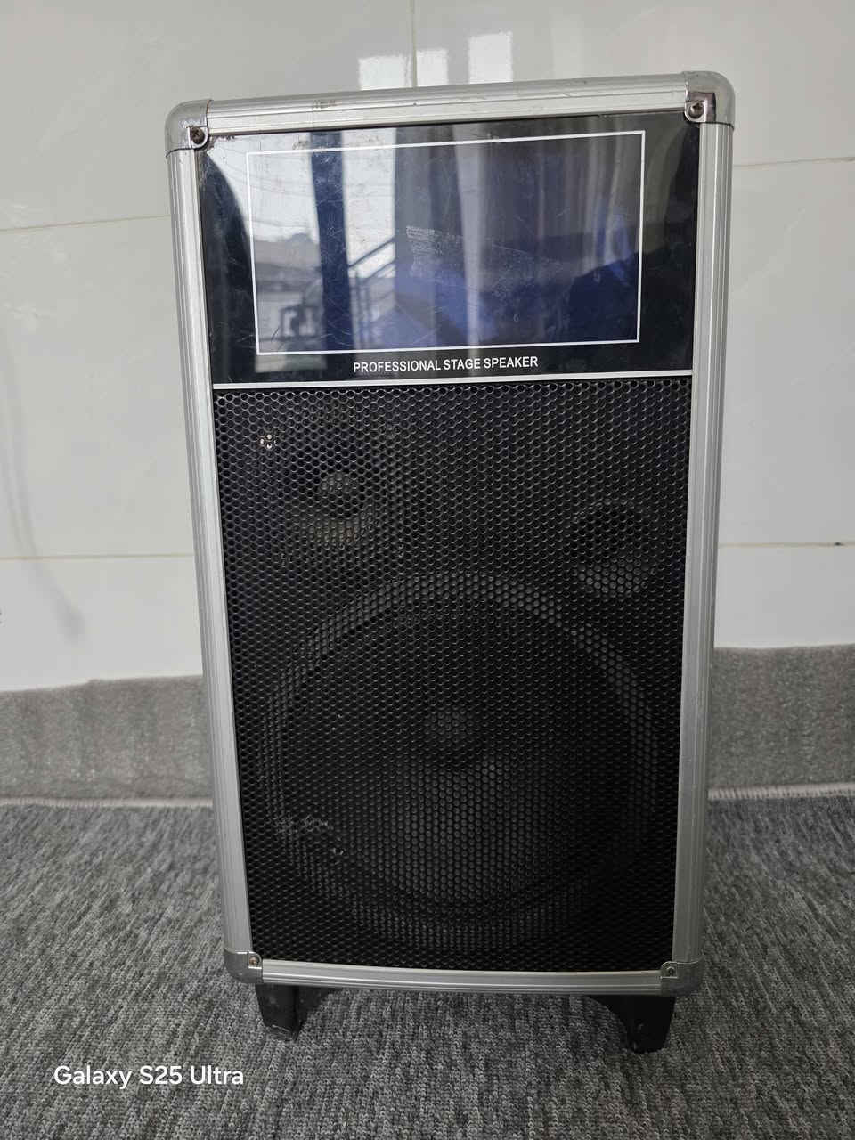 ئەم دیجەیە بۆ فرۆشتن
نازانم ئیش دەکات یان نا بەس وایەرێکی دەووێت بۆ کارەبا وو تەواو کێ مووشتەریە نامە بنێرێ


**إذا كنت صاحب هذا الإعلان وتريد حذفه لأي سبب، رجاءا أرسل رسالة إلى الدعم الفني**