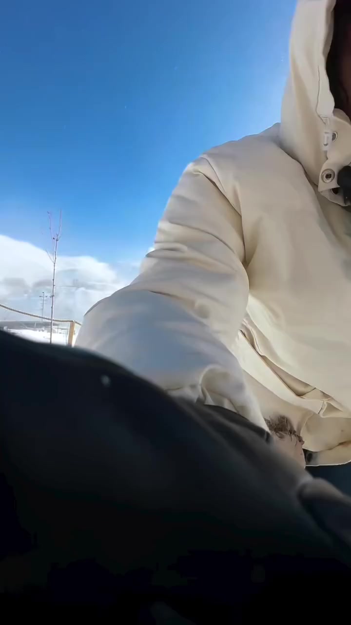 احجز الآن من داخل السليمانية على أجمل عروض السفرات الثلجية مع كروبات سفاري الشمال السياحية 
                     ☃️ البرنامج الاول ☃️
🩷 جبال شاربازير الثلجي الحدودي
🩷استراحة في مطاعم سيتك الرائعة
🩷المسرح الروماني
🩷 سعر النفر  10 الاف.
⏰ موعد الانطلاق 9:00 صباحا | العودة: المغرب.
                     ☃️ البرنامج الثاني ☃️
🩷جبل كورك الثلجي
🩷 شنكلبانة الثلجي
🩷 الاستراحة في شقلاوة
⭕️ سعر النفر 20 الاف.
⏰ موعد الانطلاق: 7 صباحا | العودة: ليلا.
☎️ للحجز الاتصال على ارقامنا أو الواتساب***********
                    ☃️ البرنامج الثالث ☃️
❄️جبال بيرةمكرون الثلجي في ميركبان
❄️ المسرح الروماني
❄️استراحة بمطاعم ميركبان الرائعة
⭕️ سعر النفر 10 الاف.
⏰ موعد الانطلاق 9:00 صباحا | العودة: المغرب.
                   ☃️ البرنامج الرابع ☃️
🩷 هورامان بيارة الثلجي الحدودي
🩷مصيف احمد اوة 
🩷استراحة بمطاعم هورامان الرائعة
⭕️ سعر النفر 10 الاف.
⏰ موعد الانطلاق 9:00 صباحا | العودة: المغرب.
                  ☃️ البرنامج الخامس ☃️
🩷جبال بنجوين الثلجي الحدودي
🩷 استراحة مطعم في بنجوين
⭕️ سعر النفر 20 الف.
⏰ موعد الانطلاق: 9صباحا
 العودة : المغرب.
☎️ للحجز الاتصال على ارقامنا أو الواتساب
❄️ دخولية المصايف على نفقة السائح.
🚨 يوجد لدينا نظام ( خصوصي VIP ) أيضا:
( سيارات 4 راكب ، 6 راكب الى 30 راكب ).
للحجز والاستفسار *********** 
🧳نقطة التجمع /شكركة مجاور مسكوف سليمانيه 
🚌 باصات حديثة ومجهزة بالتدفئة 🔥
