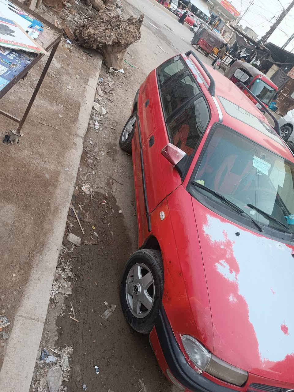 السلام عليكم سياره اوبل استرا ستيشن موديل 94 رقم ميسان ماكينتها وكير كفاله سياره خليجي مو اوروبي تدفئه تبريد شغاله سياره كامله بدون لا ضربه ولا معجون دواخلها نظيفه ايرباكات لا دش فول طاق ولا درجه طاقه بيها بارد بالشاملغ الايمن ما مصلح عدل بس مواصل للقاعده مال الدبل نهائيا سياره مال بيت هزتها جديده باقي بس التحويل راعيها باسم واحد بالعماره سياره بيع مستعجل سعر 27 وبيها مجال تفاصيل على هذا الرقم مكان السياره بغداد الشعب***********
