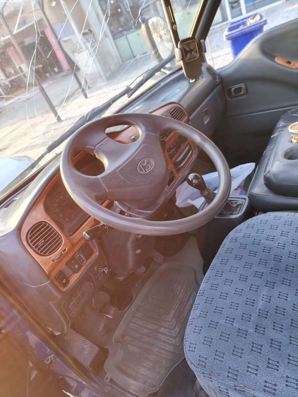 سلام عليكم كيا حمل بورتر رقم بغداد الجديد مميز بأسمي عنواني زيونه
سلام عليكم كيا حمل بورتر رقم بغداد الجديد مميز بأسمي عنواني زيونه
سياره مكينه 2700 موديل 2004 سياره بلاااااديه مخزونه جانت مابيها صبغ طخات بسيطه فقط شواصي بلاديه رقم شاصي واضح 
سياره علبلاد لا تجطيل ولا اي شي كلشي بيها يشتغل علشركه حته السلولي علبلاد حته حمي بلكات يشتغل سياره بلنسبه المديلها جديييده
نقصها تبريد فقط وصونده مال بور ستيرن جاي تنقط شي قليل يرادلها كبس عنواني زيونه سعرها 80 ورقه وبيها مجال للشراي 
رقمي 
***********
