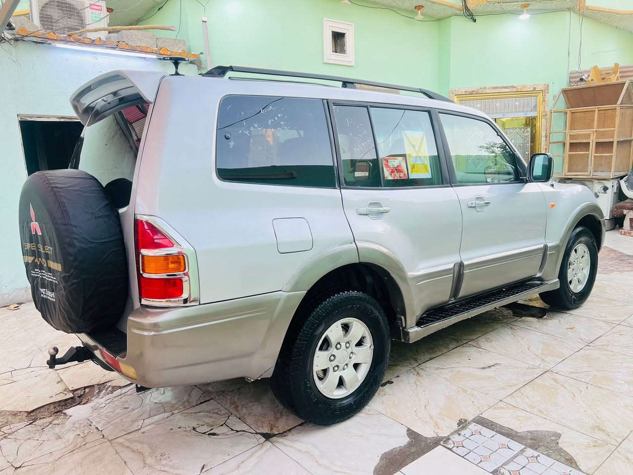 السلام عليكم للبيع باجيرو موديل 2006 رقم بصره مميز مشروع وطني سنوية جديده ل29 تحويل ثاني يوم سياره مكفوله من الكصه والنقل الجثه والضربه والكلبه والعيب الشرعي مكينه وكير اوتماتيك في في تي جدد حداده طخم تاير ويلكب جدد تبريد شغال سياره جاهزه وجديده السعر 73 ورقه 🔒 الاستفسار الرقم ‏‪***********‬‏ مكان السياره البصره الزبير البصرة, العراق
