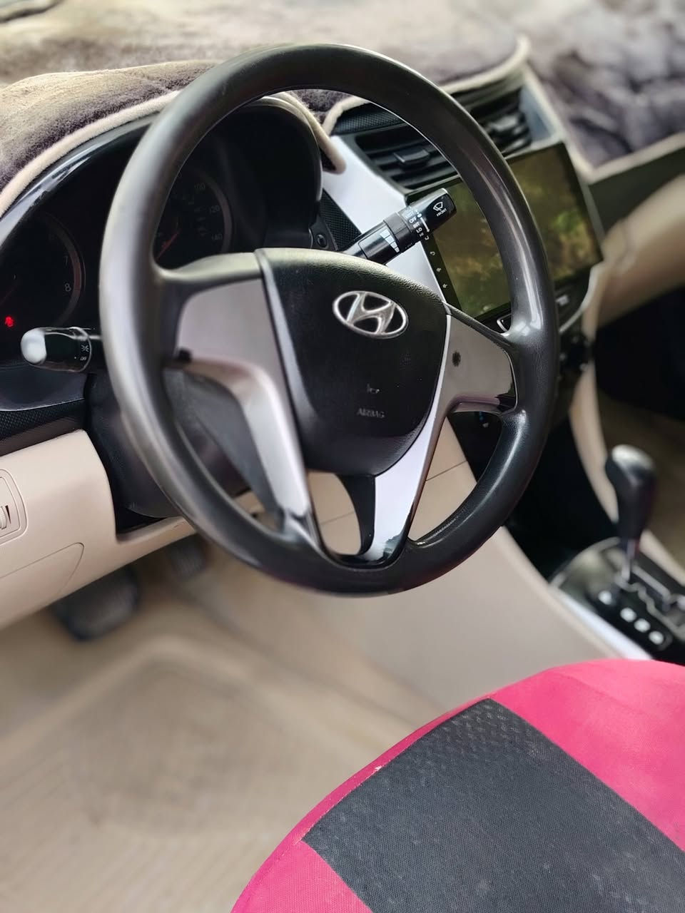 سلام عليكم. اكسنت 2016 وارد امريكي محرك 1600 رقم الدولي بأسمي  بيهه 3قطع صبغ بدون دواخل العنوان بغداد الكاضميه
(السعر. 89)
(رقم الهاتف📞) ***********

***********
