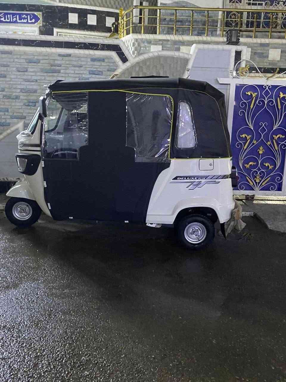 السلام عليكم تكتك تيفس نضيفه كلش كفاله عامه تكتك موديل 2023مكفوله التكتك رقم بغداد وسنويه وهزه جديده التكتك  أي اخياسات مابيها ***********
