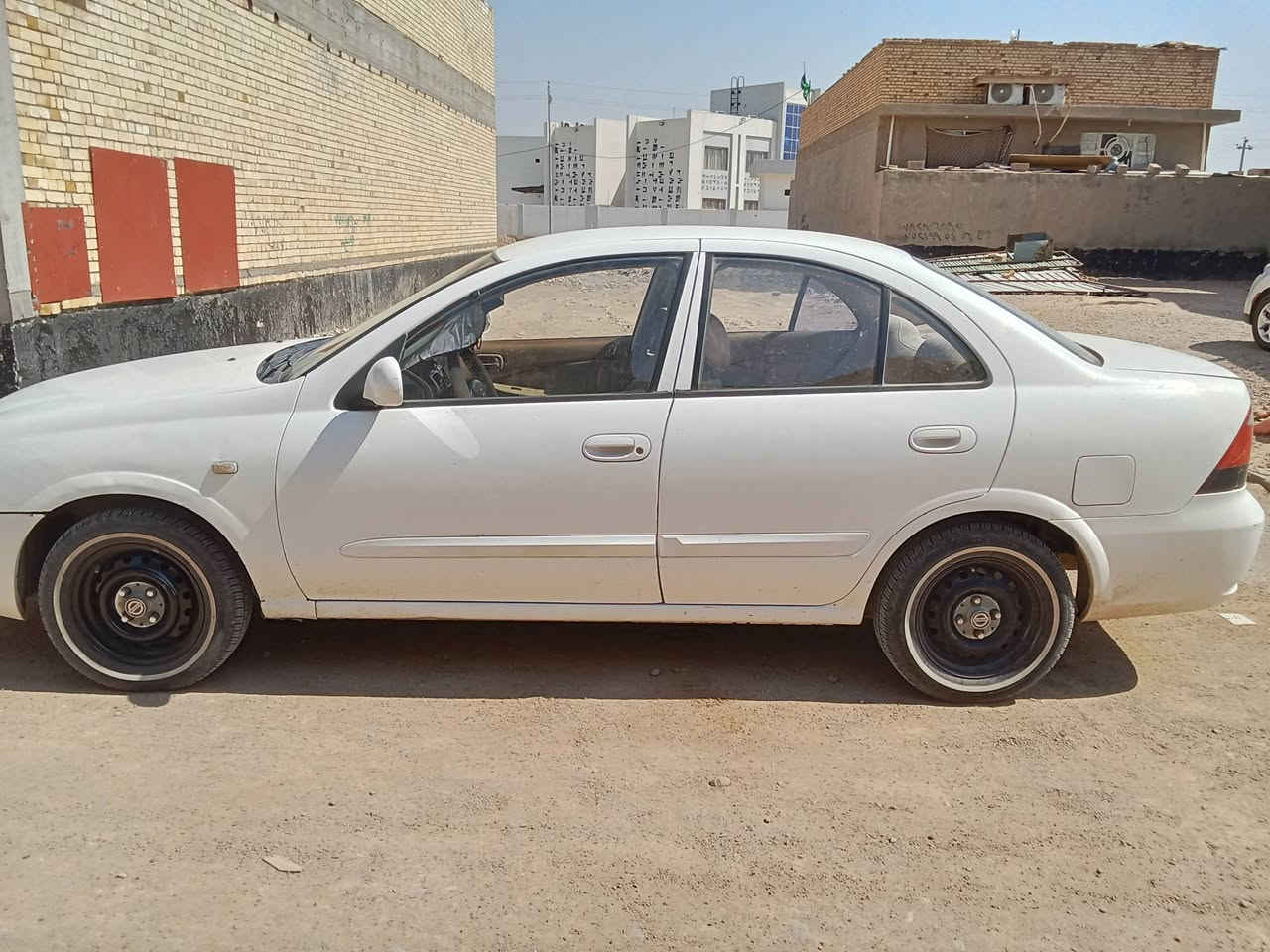 السلام عليكم
نيسان سني كوري 2012
مكفولة كير ومحرك وتبريد باتري جديد تخم تاير مجاول جديد بلكات كله جديد شاشه داخلة هزة قبل 20 يوم 
سنوية بسمي ل2031 مجددة مكانها الخاجية 
للبيع السعر 92 بيها شي قليل رقمها27 تتحول بالكوت مال بيت 
للتواصل ***********
