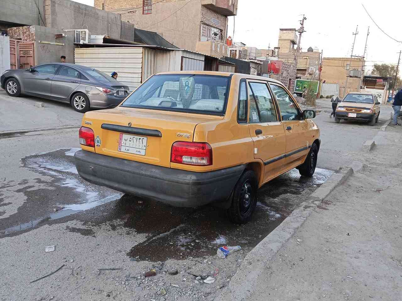 سلام عليكم سياره للبيع 2012كير ومكينه مكفول تحويل ثاني يوم سياره لا ضربه  لا تبديل ولا صبغ شواصي بلاديات بس ملكطه خياسات فقط  مصفر هئيه  وغرامه سعره 29 وبيه مجال مكاني شعب حيور
رقم موبايل 
***********
***********
