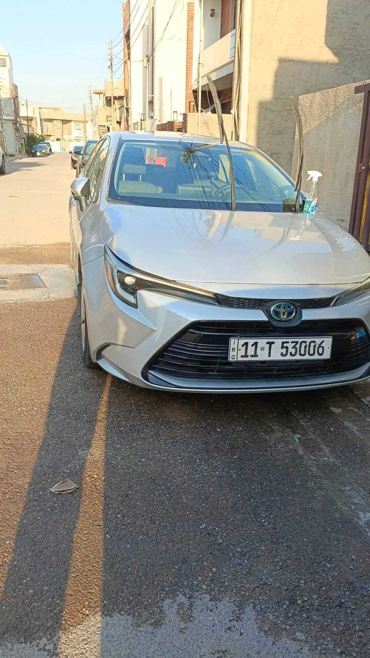 كورلا هايبرد موديل 24وارد امريكي مرقم بغداد
ماشيه 38 ألف كيلو  فقط جديده بوضع الشركة

مواصفات LE
رادار امامي 
تحديد مسار 
حجر بيئه بلادي ( حجر صالنصه)
لايت زينون عالي ناصي
بريك إلكتروني
فول تحكم ستيرن
شاشة كبير
نظام AUTO HOLD 
هند بريك بصمه
محرك 1.800 المرغوب
حساس اطارات

ضررها : جاملغات وبنيد

ايرباكات  برده +ستيرن فقط
صور الحادث بالمنشور

مكاني بغداد 
السعر143
***********
