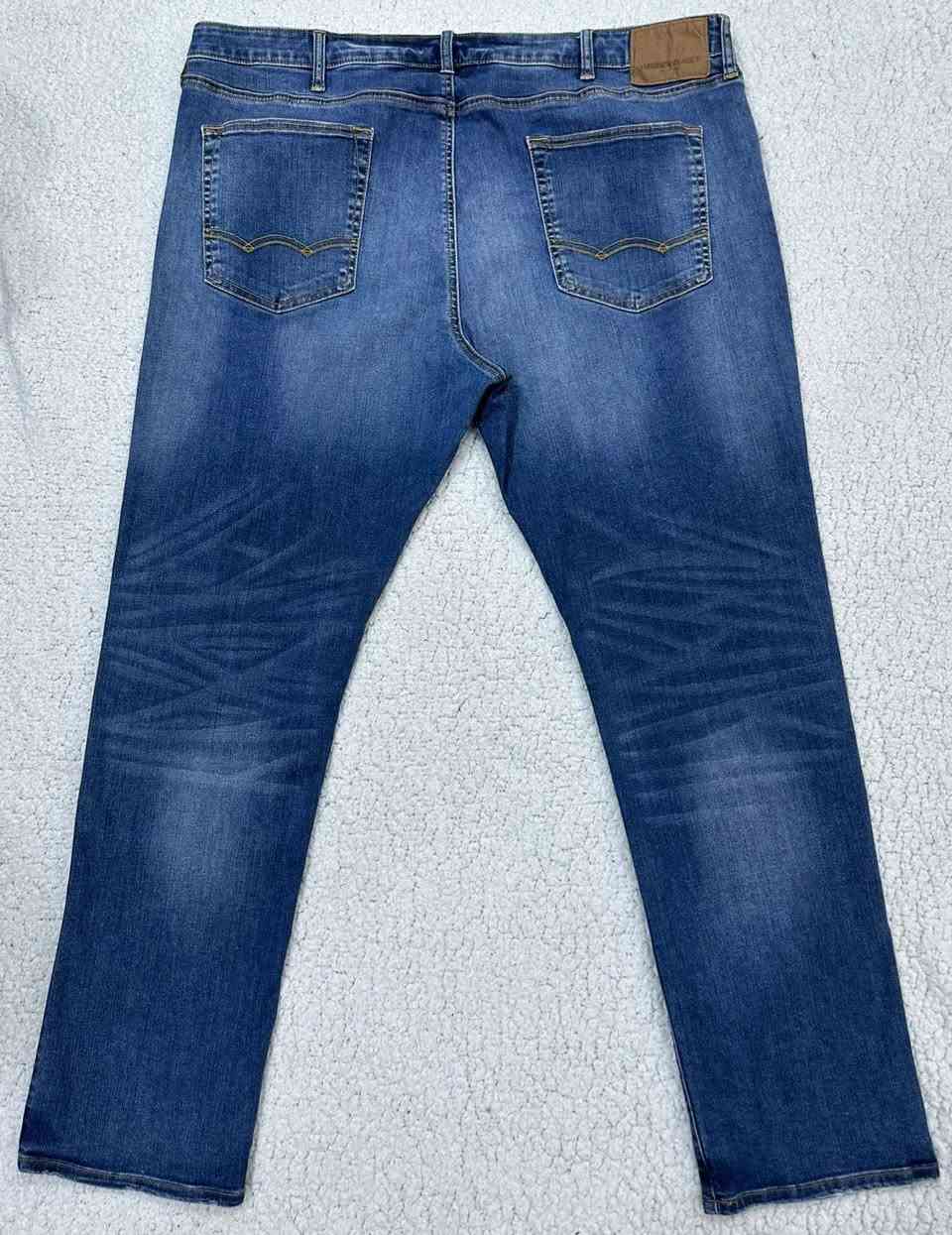 بنطرون AMERICAN EAGLE
قياس 42 
الطول 110 
الحجل 20
ليكرا


**إذا كنت صاحب هذا الإعلان وتريد حذفه لأي سبب، رجاءا أرسل رسالة إلى الدعم الفني**