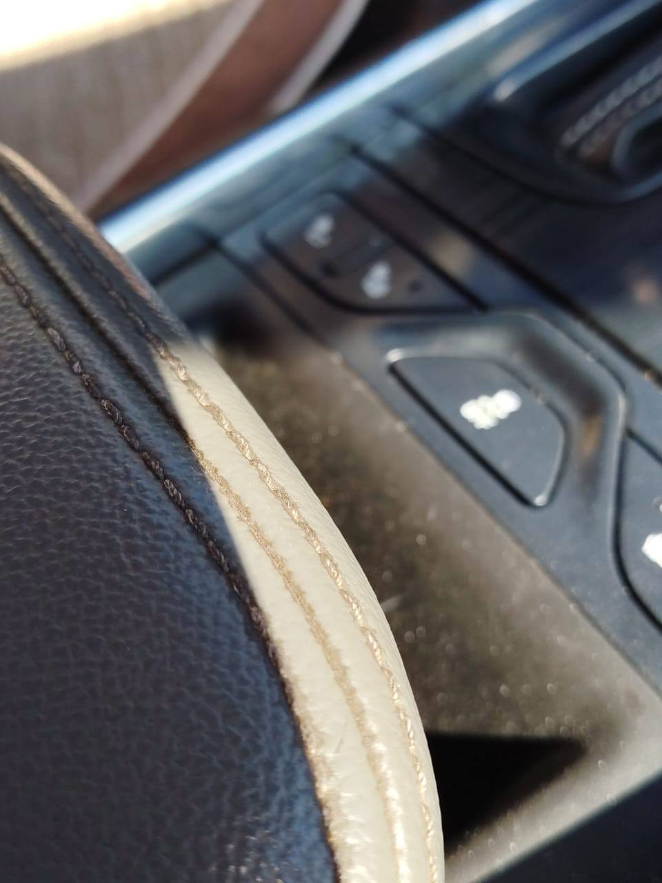 سلام عليكم امبالا 2016 فول 1/1 للبيع جامرلغ السايق صبغ وحافه البنيد من جهه الجامرلغ المصبوغ. سعر 135 بي مجال امراوس حسب القناعه موبايل  عنوان السياره كركوك تلفون (***********)
