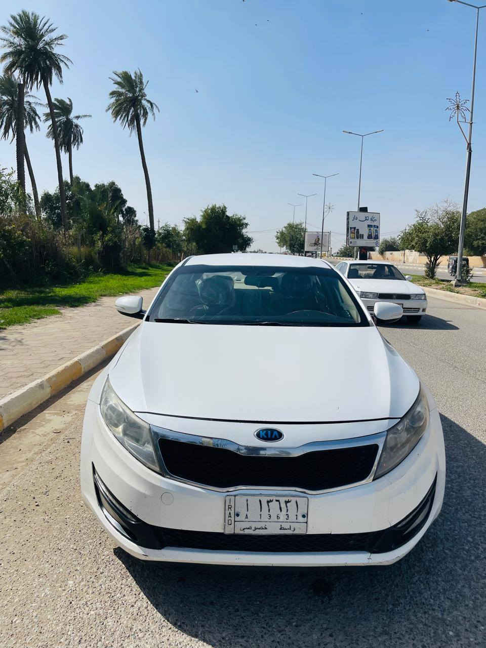 اوبتما ١٤ خليجي مكفوله من الضربه وصبغ مكينه ٢٠٠٠ بيه بخار بسيط  حداديه وتخم تاير جديده قبل شهر ادامه كامله دواخل جديده تبريد ثلج لد امامي خلفي كامره وحساسات وشفتات واشاير مري تبريد قطعتين 
رقم واسط مكانه واسط دجيلي 
سونار مرفق 
١٢٥ مجال بسيط 
***********
