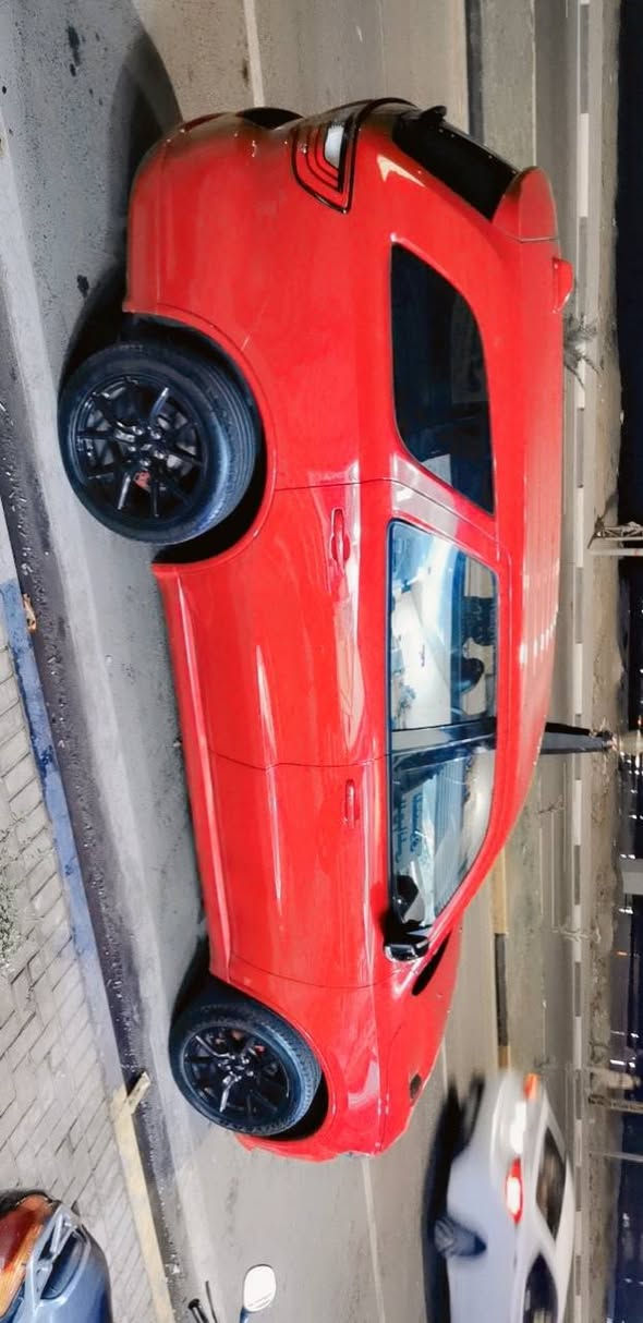 سلام عليكم
دورنكو 2018 سياره وارد امريكي حادثهه بچم 
السياره ملكي 
مواصفات GT
6سلندر
جاهزه من كلشي مكينه وكير حداده 
تدفئه تبريد 
رقمهه بغداد بسمي 
مكاني بصره ياسين خريبط 
***********
