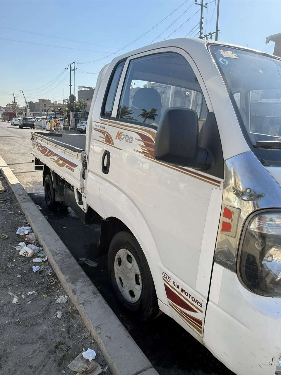 كيا بنكو رقم ميسان مكاني بغداد البلديات رقم سنويه جدد بيه صبغ بلبجم شويه والباب الخلفي موديل 2013 بأسمي كل كهربائياته شغاله ميكانيك كله جديد ولاستفسار اتصال على *********** مكلف بلنشرر مكلف بلنشششرر  السعر 95 وبيه مجال
