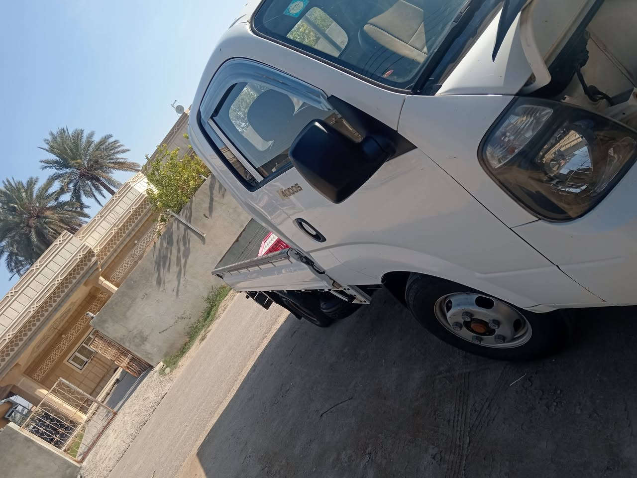 كيه فحل ٤٠٠٠الف موديل ١٧ رقم بغداد كفاله عامه سعر ١٣٥ وبيه مجال مكاني الأنبار كرمه ***********
