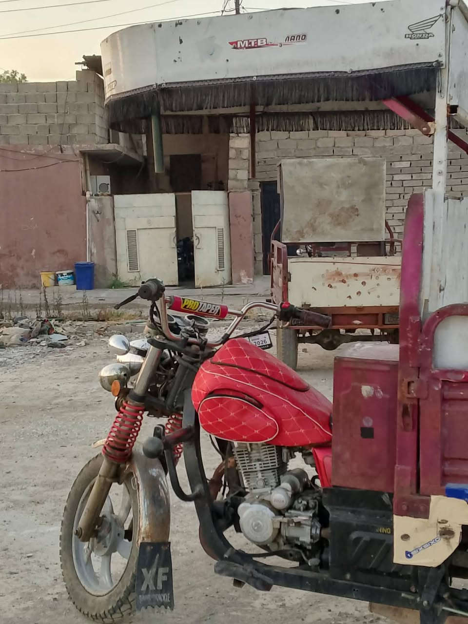 ستوته للبيع موصل كراج كوير
السعر مليون 100وبيها مجال 
منفيس موجود  ويرمنيه سلف كله شغال رقم الهاتف *********** محرك ناار شرط
