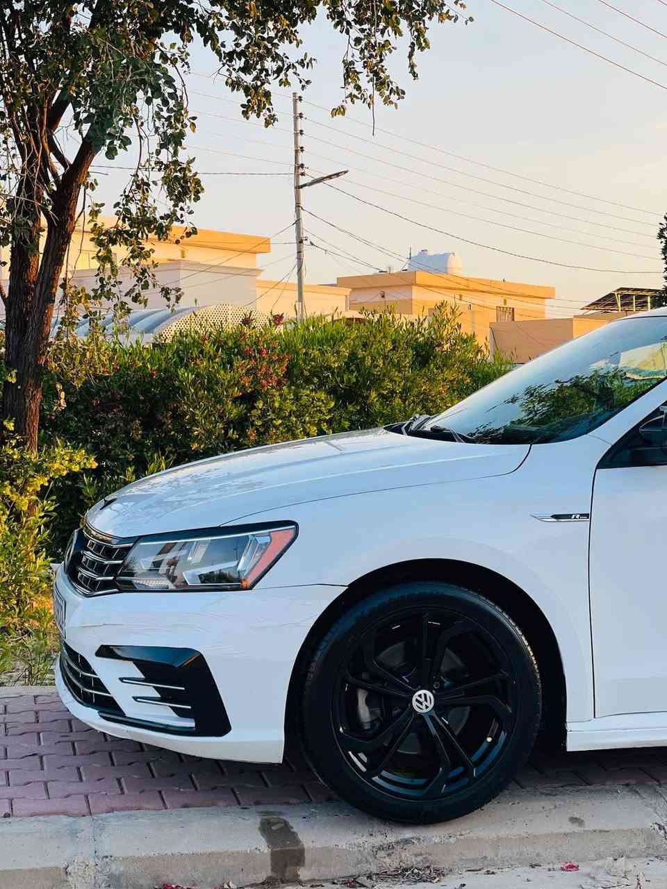باسات موديل 18 فئة أر لاين
محرك 2000 توربو فول مواصفات بدون بصمة وسلايد

ماشية حاليا 120 الف ضرر السيارة جامرلغ امامي مع باب ضرر سطحي بدون ايرباك بدون داخل شرط كير ومكينة مكفول السعر 143 وبي مجال بسيط او مراوس مع جيتا كير عادي gli. رقم سليمانية مكان السيارة ديالى
للاتصال ***********
