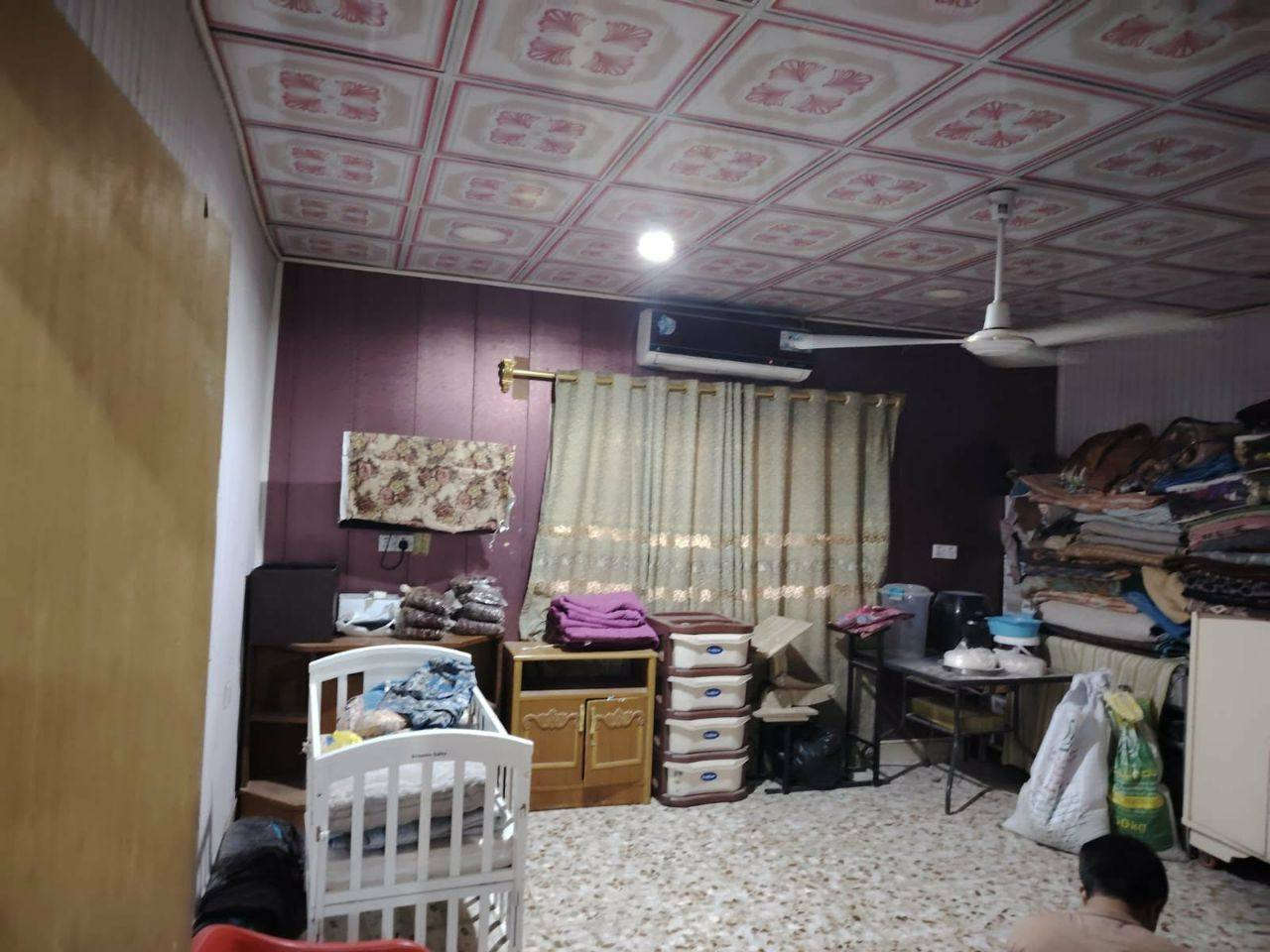 🏡 دار للبيع – موقع مميز قرب مستوصف حي الإمام / مول سلام

📐 المساحة: 230 م
📏 الواجهة: 11.5 م
📏 النزال: 20 م
🛣 عرض الشارع: 10 م
📄 السند: طابو زراعي
🏗 البناء: حديث – طابقين
🔹 تفاصيل الطابق الأرضي:
غرفتان
كليدور
صالة
مطبخ
صحيات داخلية وخارجية
كراج سيارة
🔹 تفاصيل الطابق العلوي:
غرفتا نوم (سويت)
كليدور
صحيات كاملة
📍 الموقع:
قريب جداً من مستوصف حي الإمام ومول سلام – موقع خدمي ممتاز

📞 للاستفسار:

***********
