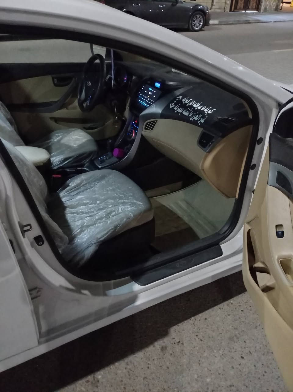 سلام وعليكم النتره خليجي مديل 2013 السياره جاهزه مكينه كير كفاله 1600 تبريد حداديه تخم تايره جاهزه السياره بيه صبق مكانات سنويه 28 السعر 88 رقمه بصره مكانه بصره رقم الهاتف ***********
