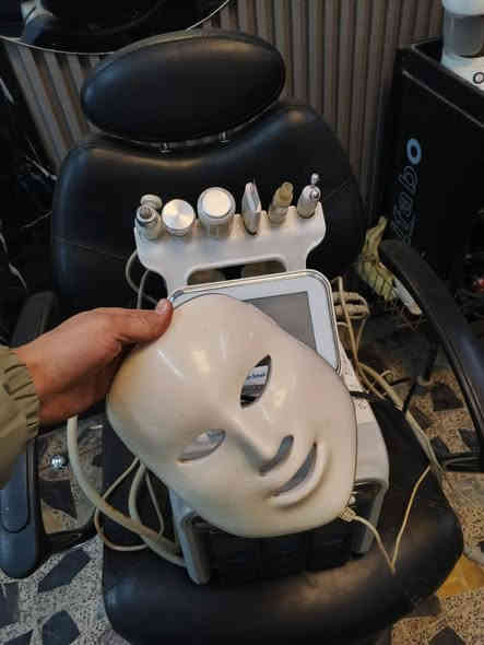 السلام عليكم جهاز هايدرو فيشل نضيف سعره 200 الف وبي مجال 
تخم زوج قنفات سعره 60 الف 
كومدي نضيف فول سعره 40 الف 
بغداد مدينه الصدر ***********
