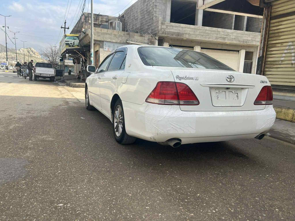 شاهینە ڕویاڵ 2005 
بڕاوەی نمونە 
ناوزەرد 3 دوگمە 
سێ پەردە سەلاجە 
تەبرید مەرکەزی 
ئاوێنە شەفتە 
کێرو مەکینە گەورە 182 بێ دکەڵ 
شتێکی جوانو نمونە ماڵی دۆستە دینار مەسروفی نیە 
مەکینەو گێڕی بە شەرت
سعری 49 معامەلە شوێن سیدصادق 
ژ.م *********** السليمانية, العراق
