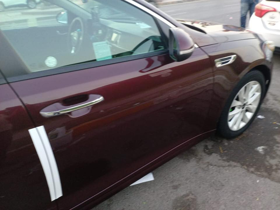 السلام عليك
كيه اوبتما وارد امريكي2017 
مكينه 2400 معله كازكيت
ماشيه 145mبانزين عادي 
مواصفات تحكم ستيرن جهتين
كامره خلفيه 
مانع نزلاق 
اشاير بل مري 
حداديه جديده 
تخم تاير جديد 
منضومه زنون 
حادث بنيد وشبر من الجاملق الايمن حادثها جدآ حلو
السياره نصبتهآ
احله من الصور والله 
السعر 130 وفيها مجال للطيبين هاتف ***********
