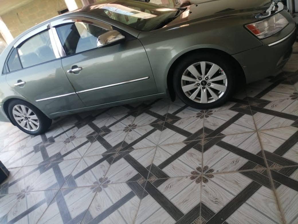 سوناته 2010 رقم ديالى سياره كير محرك مكفول تبريد ثلج ضرر جامرلغ خلفي بدون دواخل مصبوغه حزام للجماليه سعر 105 مكانه ديالى بلدروز بلدروز. ***********
