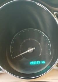 مكينه ٣٦٠٠ • وارد امريكي • ابيض صدفي