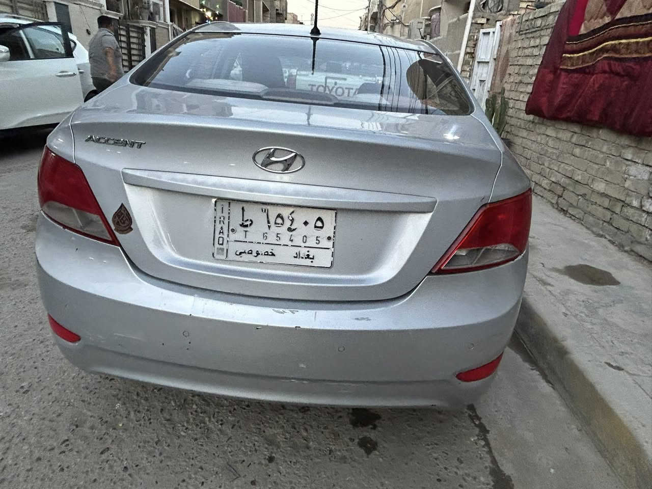 اكسنت ١٦ وارد خليجي بدون حادث محرك ٢٤٠٠بغدادالسعر ٨٠العنًوان بغداد الشعب حي البساتين ***********
