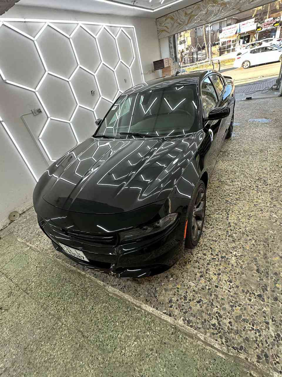 سلام عليكم جارجر sxt موديل2023 وارد امريكي حادثها بنيد وجاملغ مبدل بلاديات ماشيه 45.000  رقم بغداد وبسمي سياره مكاني بغداد حي جامعه 

‭0787 836 6733‬
