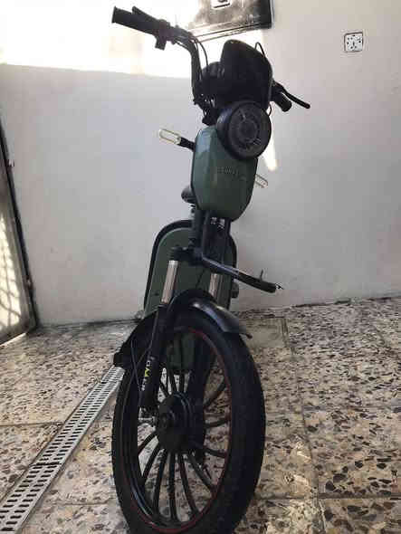 السلام عليكم 
دراجه شحن حجم 20 نضيفه 4بطاريات السعر 500 وبيها مجال موديل 2024
تواصل ***********
 الموقع البلديات
