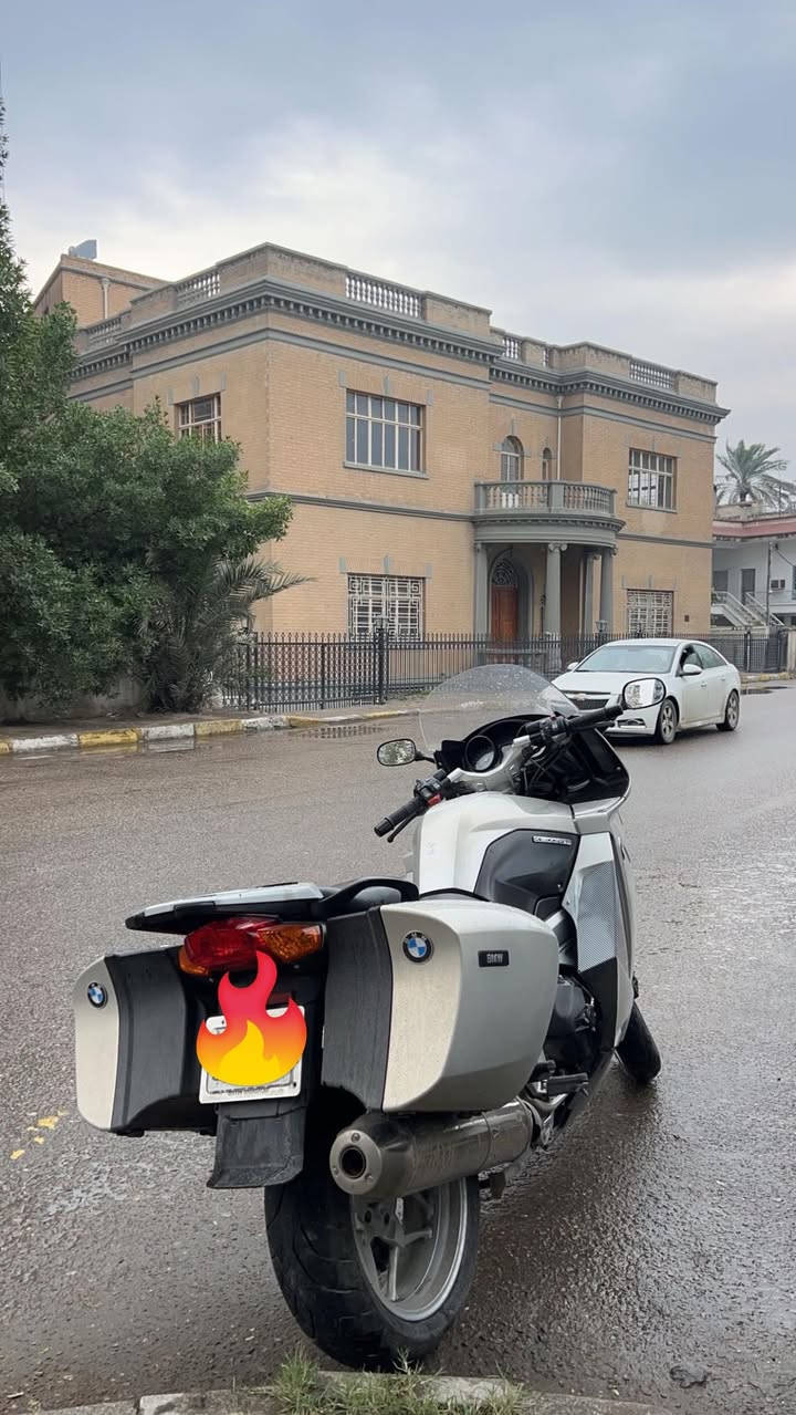 السلام عليكم ورحمة الله وبركاته
دراجه bmw k1200gt وارد يابان رقم بغداد بأسمي 
كفاله عامه فوووول مواصفات فول نظافه ١٠٠٪؜
مواصفات كومه 
..abs..
جامه كهرباء
تدفئة يدات 
تدفئة مقاعد
مثبت سرعه وبيها هواي سوالف
مكان الدراجه بغداد الزعفرانيه
سعرها 65 ورقه وبيها مجال بسيط وفر العراق كله اذا لگيت هيج نظافه وهيج سعر تاخذها بلاش

ممتواجد على الفيس هذا رقمي 
***********

❤️ملاحظه الدراجه وياها ٣جنط بلاديات مضمومات ❤️
الدراجه مضمومه ماطلع بيها بس سفرتين لشمال العراق
