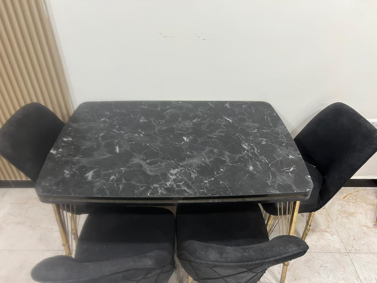 ميز طعام للبيع مثل ما موضح بالصور مكاني اعظمية


**إذا كنت صاحب هذا الإعلان وتريد حذفه لأي سبب، رجاءا أرسل رسالة إلى الدعم الفني**