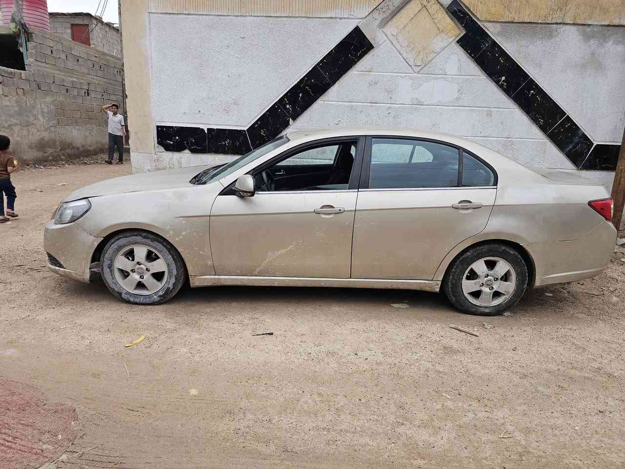 ابيكا للبيع   في البصرة
راعيها ما اندله السياره اصوليه   السعر ٢٥ 
شغاله بس بيها  مجول واحد واكف ومضخه الزيت تصعد قليل يرادلها تنضيف لان دهن عراقي حاطلها  ***********
