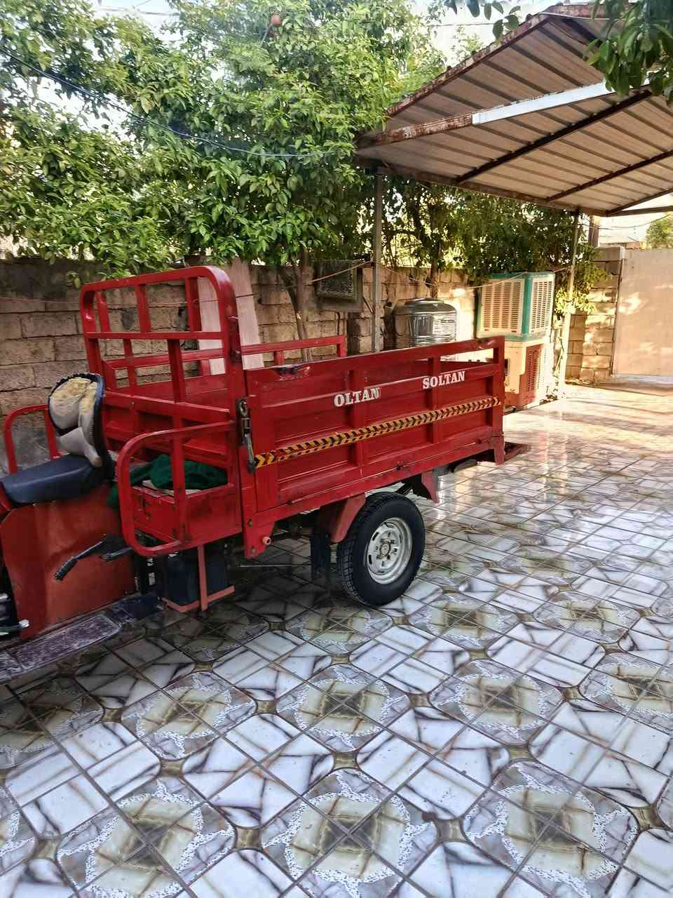 السلام عليكم ستوتة للبيع سلطانة موديل ٢٠١٨ كاملة مكملة محرك جديد ٢٠٢٥ وكير بوكس جديد اوراق كأملة كهربائيات كاملة شاصي بلادي تخم تاير جديد وسبير جديد قطرة خياس ماكو لابلبدي ولا بلشاصي فقط التانكي مبدل السعر ١٢٠٠٠٠٠ مليون ومتين *********** بي وتساب تعليج ماجاوب
