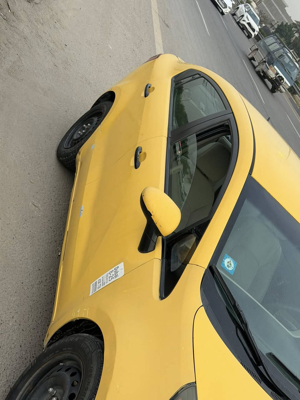 كيا ريو 1600 أمريكي حادث جاملغ خلفي موضح بل صور فقط ماشية170السيارة كاملة السيارة من تخم تاير وحدادية ومكينة وكير. السعر المطلوب 65$وبيهة مجال 
للاستفسار ***********
