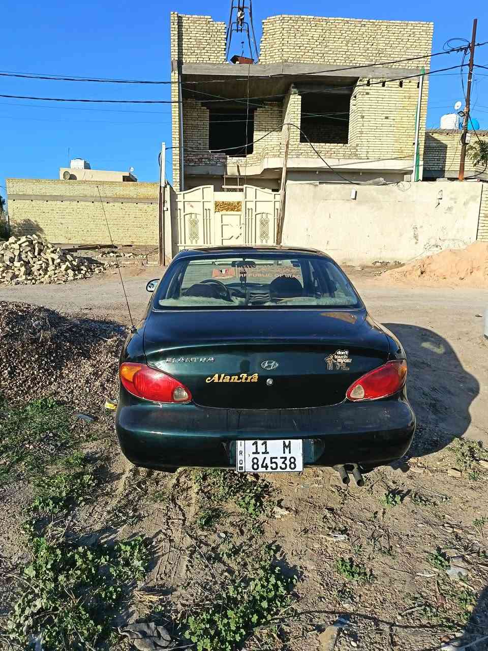 السلام عليكم
النترا موديل 2000 محرك 2000 تبريد شغال

كير أوتو رقم بغداد السيارة جاهزة

السعر (42) وبيها مجال مكاني بغداد
 رقم الهاتف***********
