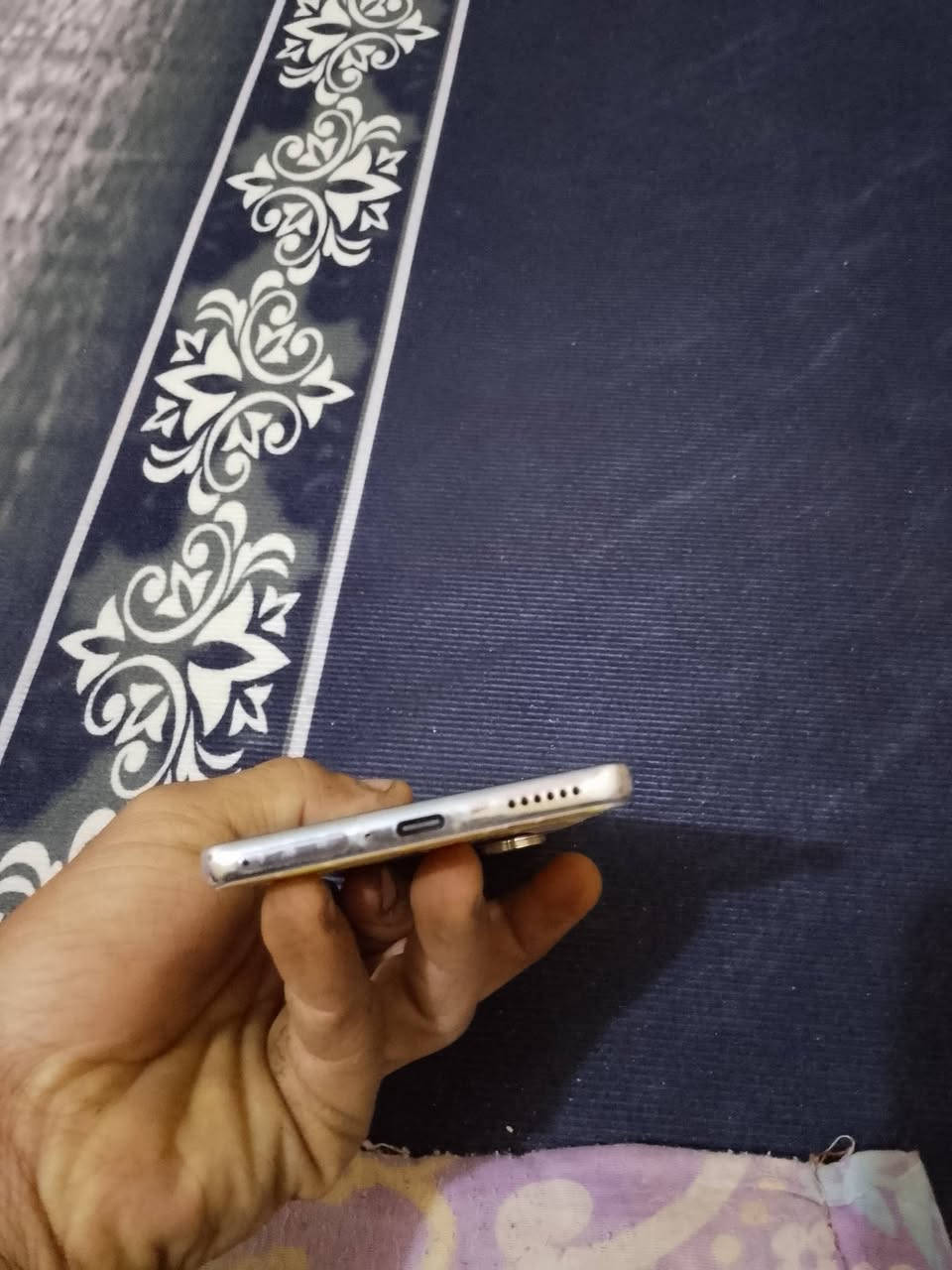 لبيع جهاز نضيف سعر خاص
‏‪***********‬‏ ذكره 256 ماداخل تصليح
