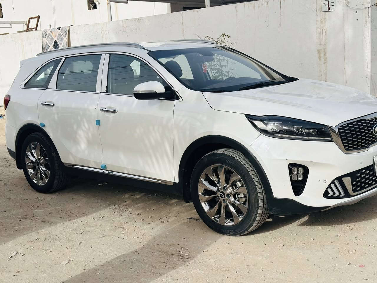 السلام عليكم 
سورنتو 2019 خليجي للبيع مكفولة كفالة عامه لا صبغ ولا بارد ولا فتح 
ماشية ٨٤ الف قابل للزياده 
مكينة V6 حجمة ٣٥٠٠ 
مواصفات السورنتو معروفة السعر ٢٦٠ 
للأستفسار الاتصال على
***********
خاص ما اجاوب فقط اتصال
