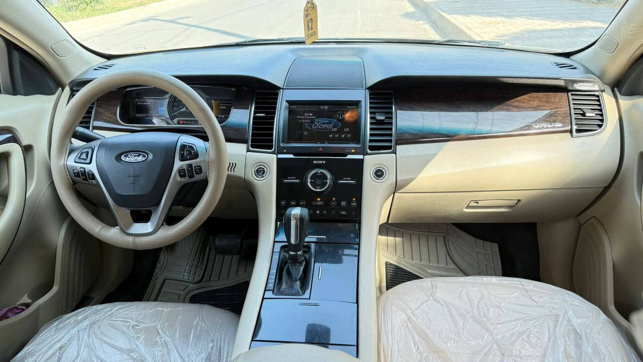 فورد توروس2014 مواسه فات لميتد 1/1
نموونه له پاكى و جوانى سفرى
 ئیرەیە ده عا مى بۆده عامى بي
 بوياغه بي سارده نموونه له
 جوانى و پاكى له سه ر ده قى
 شه ريكه ماوه ته وه،
خليجى شه ريكه ى نيڤا , كوشن
 جلد ومه ساج ، سڵايد ، شاشه
 كه وره ، ٣ شاشه ، شه  غال 
، ته بريد له مس ، ته بريد سه ر سوكان و سوكان هيته ر ، سوكان ڤوليۆم ، تحديد سرعه ، كوشن كاره با ، حاسه ورادار بيش و دوا و ئاوينه كان ، ئاوينه هيته ر ، ئاوينه فۆتۆ، ئاوينه كاره با ، كۆدى ده رگا ، جام ئۆتۆ ، سه ماعه سۆنى ، لايت ئۆتۆ ، دژه غليسك، سيسته مى كومپيوته ريه

سعر لە کۆمێنت داوابکە ڕاستەخۆ بۆت دیت 📩 

 خۆى چێكى خۆى ده كات ، كۆنترۆڵ ده كرێت له گەڵ سه ياره ى بێش خۆی، ناو V ره نگى بيلادى، به صمه و شه غال،كوشن سارد و گەرم و
غەزن

ژمارەی خاوەنی 
***********
