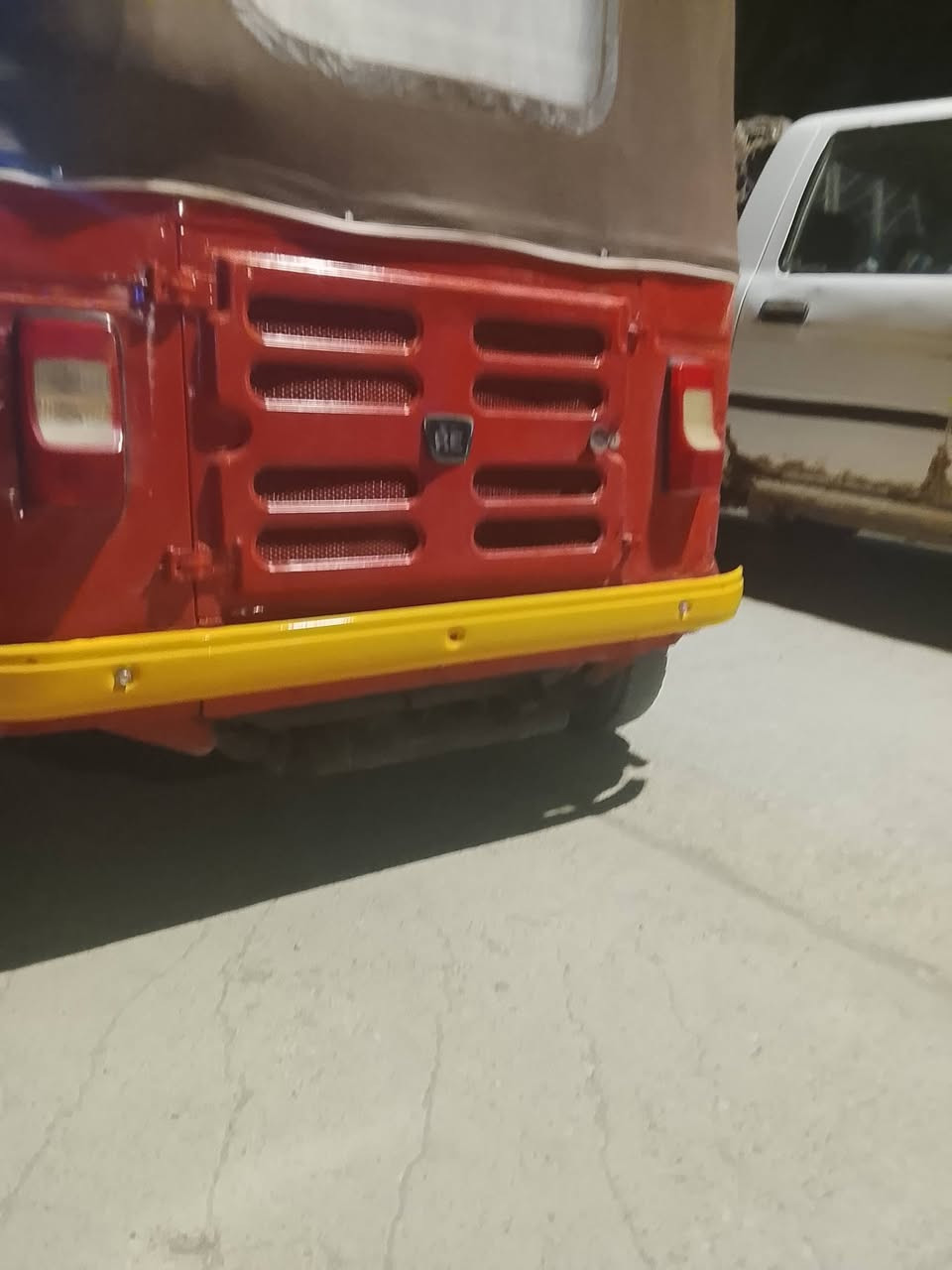 سلام عليكم تكتك البيع مكفول 18شهر 8رقم وسنويه ذي قار ناصريه قضاء دوايه مكلف بل نشر لاستفسار ***********
