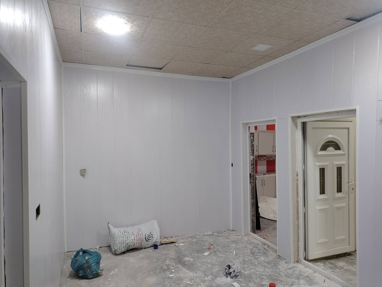 ئیشێکی ئەمشەومان پلاسکی دیوار سەیدسادق بەرکێو 
سپاس بۆاڵلە 
ئیشی جوان سعری گونجاو 
***********
***********
