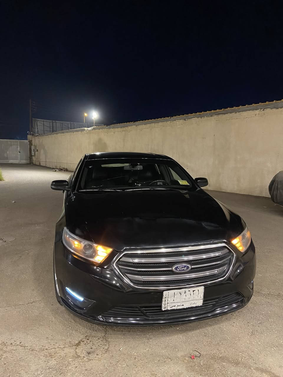• فورد تورس موديل 2013 وراد كندي 
 • صور الحادث مرفقه بالصور حادثها جنطه 
 • محرك جديد مال كصه مشدود عليها 
 • كير فول بلادي ما ملعوب بي 
 • كشنات جلد تدفئه وتبريد 
 • لايت زنون 
 • بيه ربع البنيد صبغ وجاملغ ايمن هم بي صبغ نص وبيه طخه بالجاملغ الخلفي بسيطه 
 • السياره مثل ما تشوفوها بالصور نظيفه وما بيها اي نواقص مو تخابرني تضل تسئل بيه سياره كامله 
 • رقم بغداد سنويه لحد 2028 تحويل شوكت متريد ثاني يوم 
 • مكاني بغداد ابو غريب او العامريه 
 • ***********
 • السعر 110 وبيها مجال وايضاً عليها غرامات 17 تنزل من السعر يعني المشتري هو يدفعهن وينزلن من السعر .وشكراً

