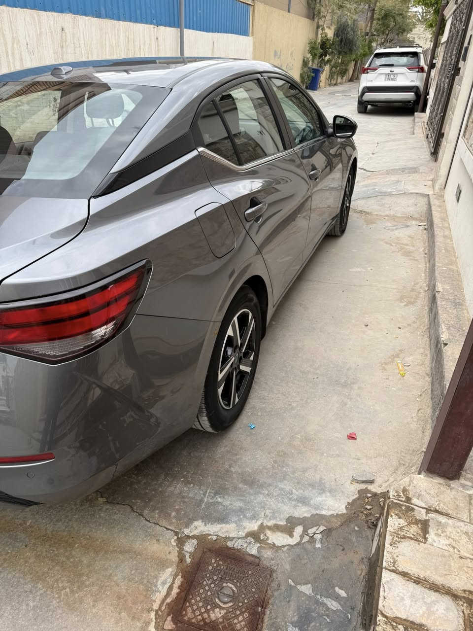 نيسان سنتره 2024 بدون رقم بدون حادث تقرير غرق تترقم جميع المحافظات 130 ورقه للستفسار ***********
